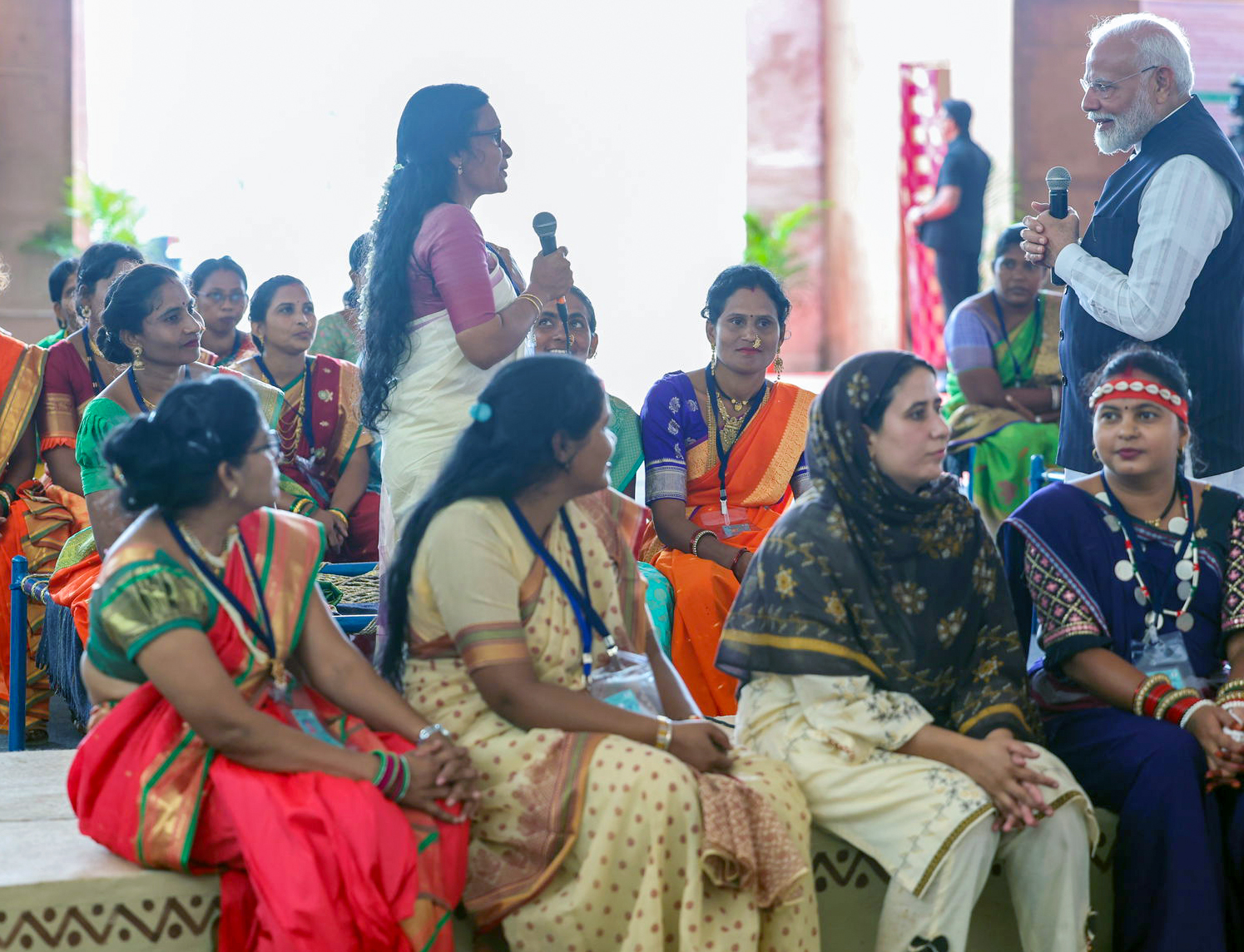 'लखपति दीदी' अभियान को मिली डिजिटल ताकत, 'लोकओएस' प्लेटफॉर्म से करोड़ों ग्रामीण महिलाओं को मिल रहा लाभ