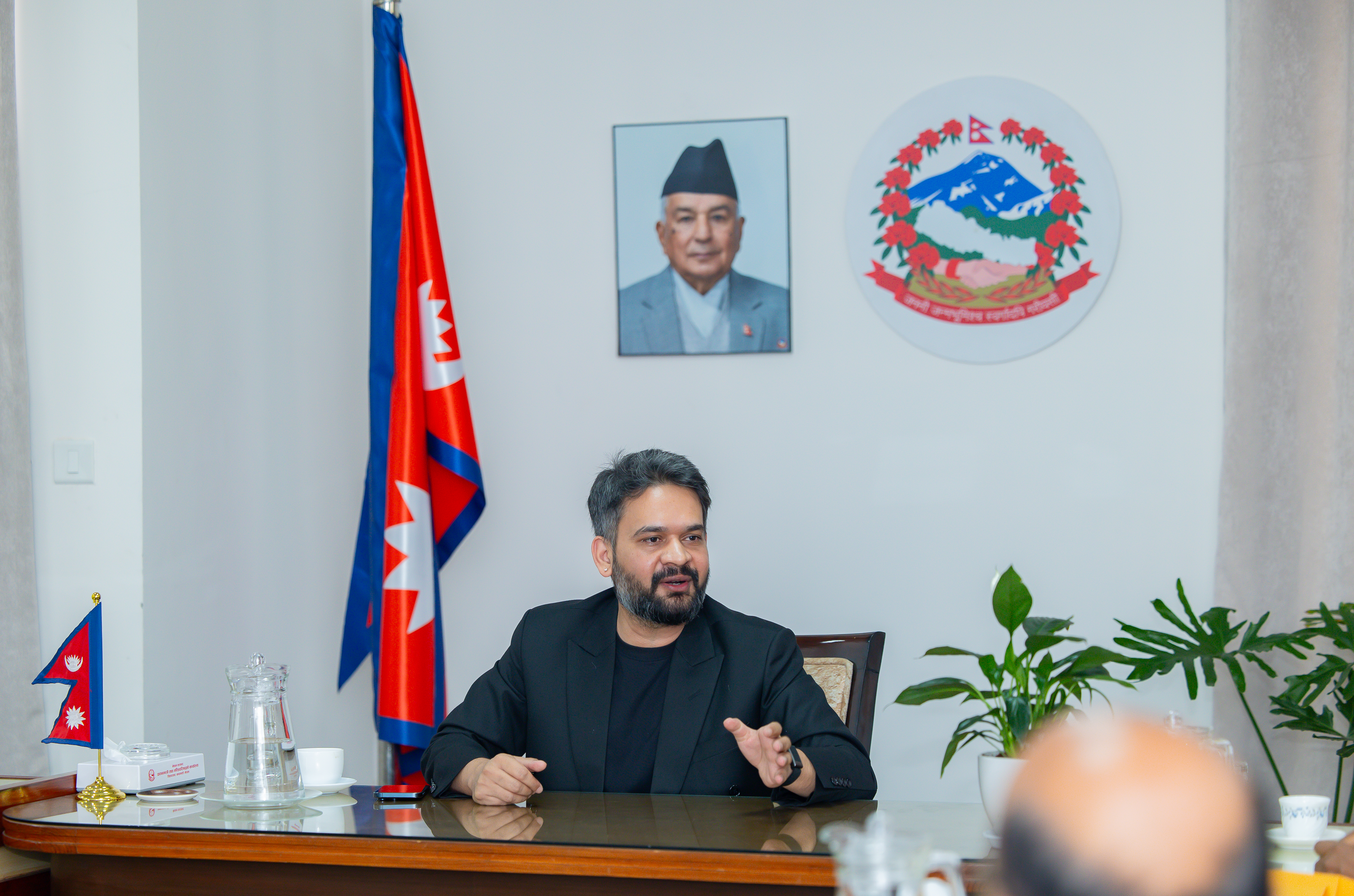 नेपाल हिंसा: तनाव के बीच प्रधानमंत्री शाह ने विपक्षी नेताओं से मांगे सुझाव, शांति की अपील की