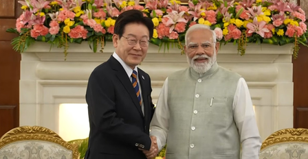 प्रधानमंत्री मोदी और दक्षिण कोरिया के राष्ट्रपति ली जे म्युंग ने की द्विपक्षीय बैठक