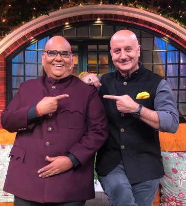अनुपम खेर ने सतीश कौशिक को किया याद, बोले-उनकी कमी को शब्दों में बयां नहीं कर सकता