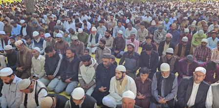  जम्मू-कश्मीर में बकरीद पर मस्जिदों में नमाज अदा की गई 