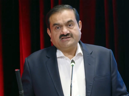गौतम अदाणी ने इनोवेटर्स और कारोबारियों को सपोर्ट करने के लिए शुरू की 'वंदे भारतम्' पहल