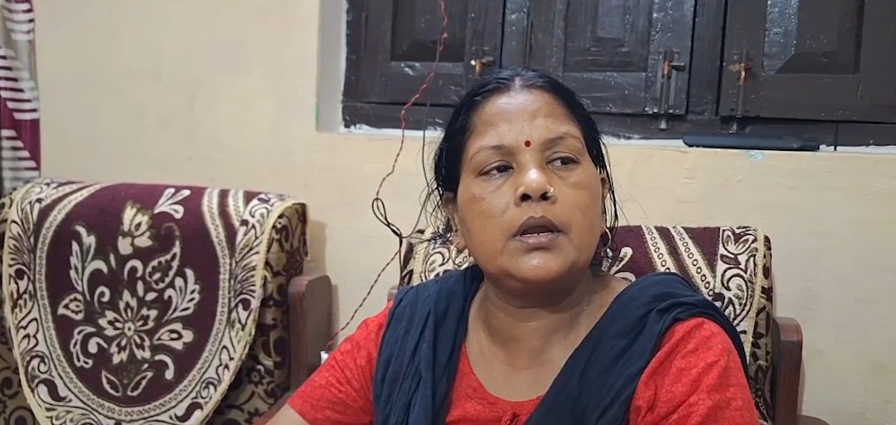 लखनऊ अग्निकांड में मारे गए आदित्य की मां ने सरकार से 1 करोड़ मुआवजा और सरकारी नौकरी मांगी