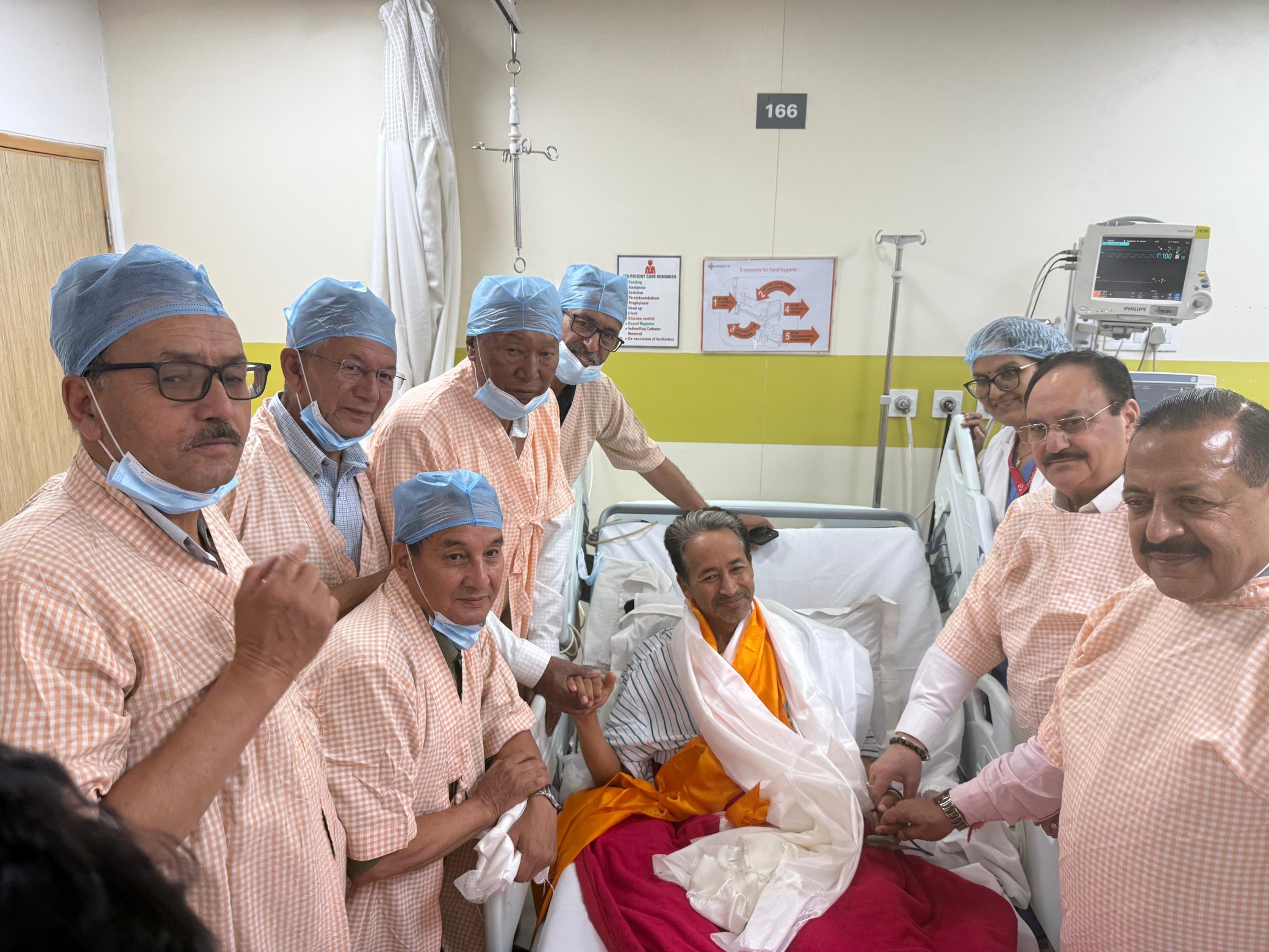 वांगचुक के अनशन खत्म करने पर केंद्रीय मंत्रियों का दावा, छात्रों को न्याय दिलाने के लिए पीएम मोदी प्रतिबद्ध